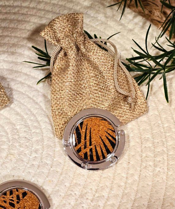 Accroche sac liège motifs feuilles tropicales 