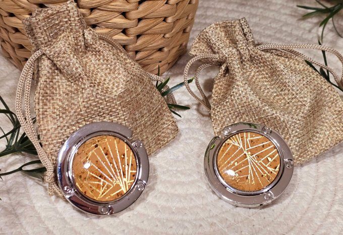 Accroche sac liège motifs dorés 