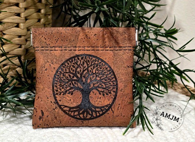 Porte monnaie en liège gravé "Arbre de vie"