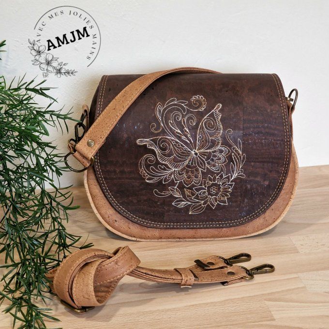 Sac Kindslay et sa broderie papillon
