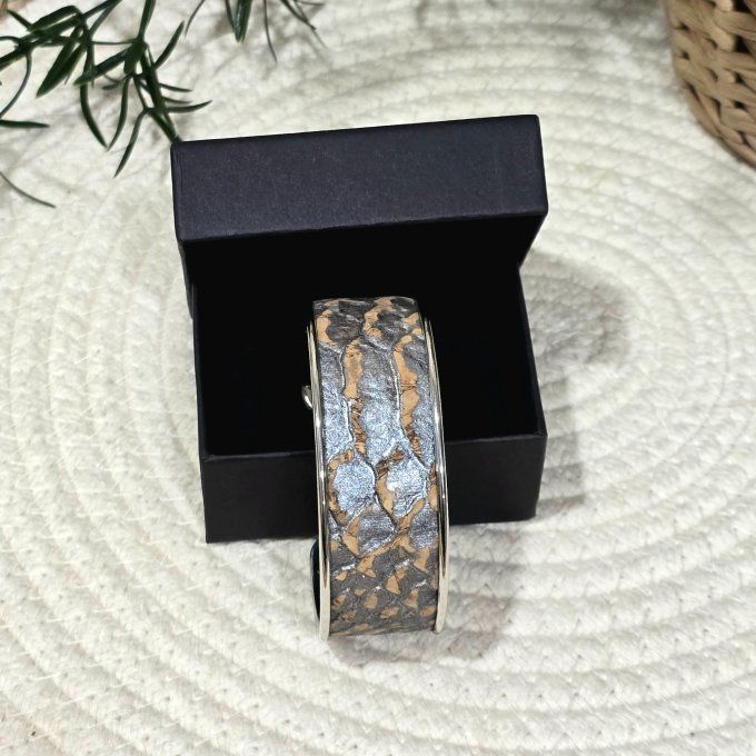Bracelet manchette 20 mm argenté et liège peau de serpent