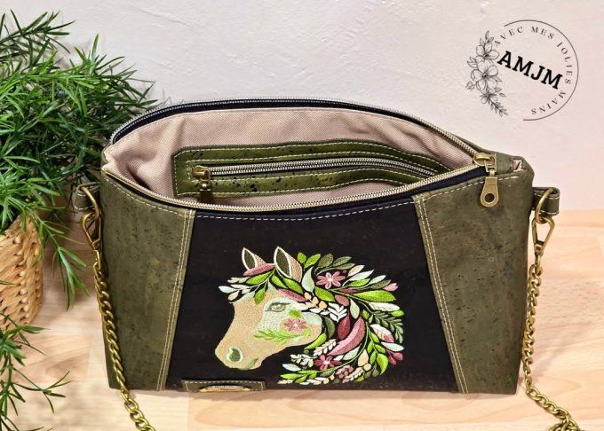 Sac Sunshine et sa broderie cheval