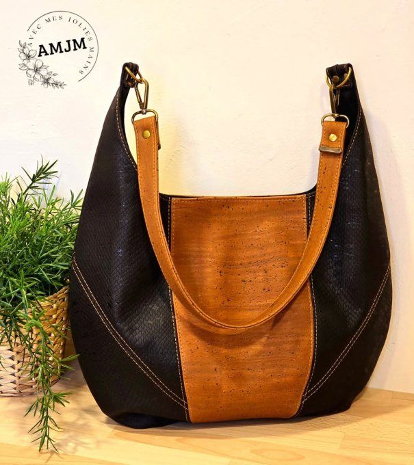 Sac Estrella et sa broderie cheval