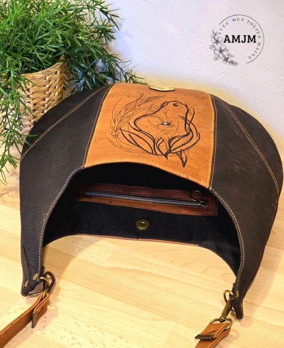 Sac Estrella et sa broderie cheval