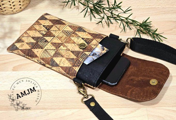 Pochette téléphone Sevien en liège 