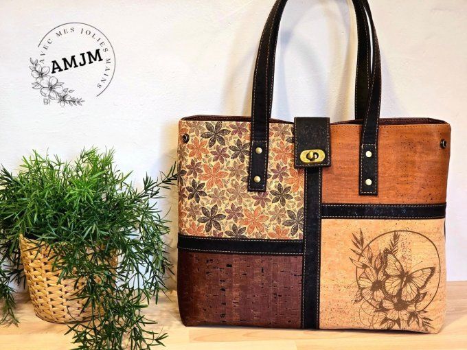 Sac Magnolia en liège et sa jolie gravure laser