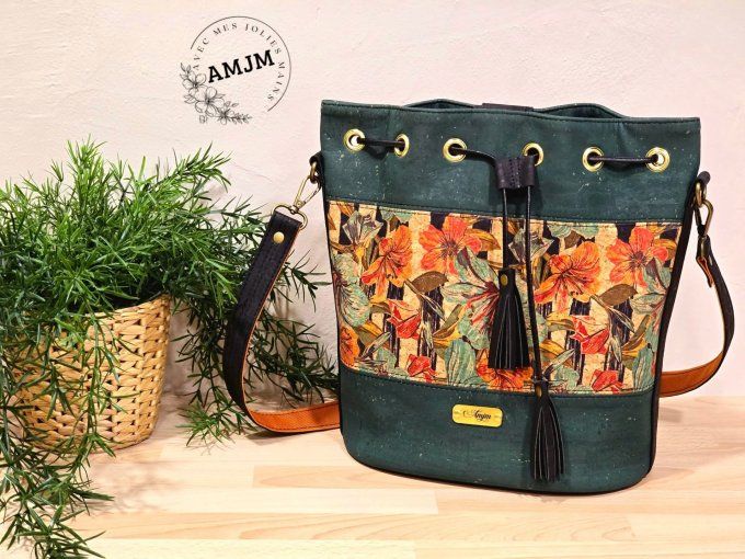 Sac seau Magnolia en liège fleuri