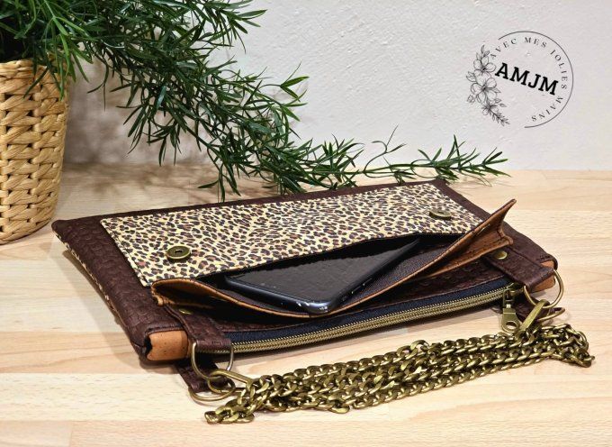 Pochette Summer en liège léopard